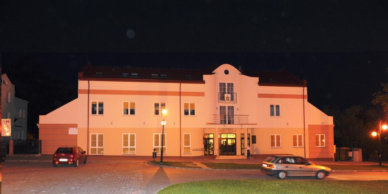 Centrum Ostra Brama Im. Jana Pawla II Skarzysko-Kamienna Luaran gambar